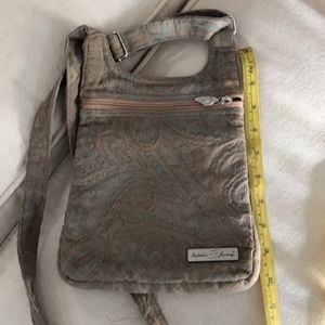 Cross body purse Isabella’s Journey
